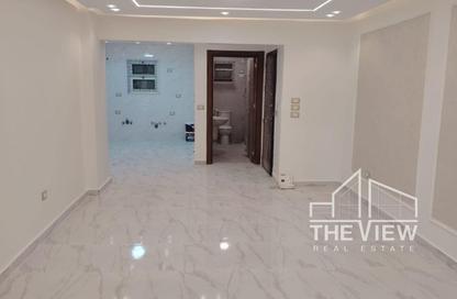 Apartment - 3 Bedrooms - 2 Bathrooms for sale in Al Khamayel city - Sheikh Zayed Compounds - Sheikh Zayed City - Giza
