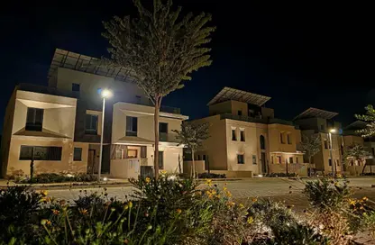 Townhouse - 3 Bedrooms - 3 Bathrooms for sale in Vye Sodic - New Zayed City - Sheikh Zayed City - Giza