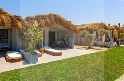 شاليه - 3 غرف نوم - 2 حمامات للبيع في ليف - راس الحكمة - الساحل الشمالي