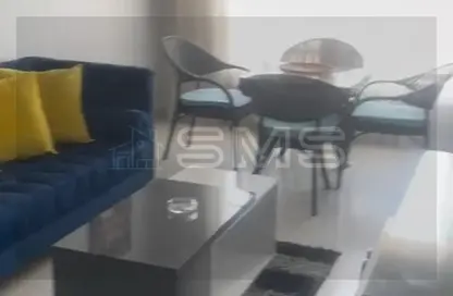 شقة - 2 غرف نوم - 2 حمامات للايجار في غرب الجولف - كمبوندات القطامية - القطامية - مدينة القاهرة الجديدة - القاهرة