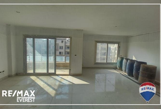 2Oj1dhW87Y8 - Property Image 2