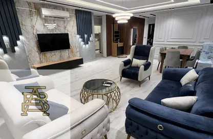 شقة - 3 غرف نوم - 2 حمامات للايجار في مدينتي - القاهرة