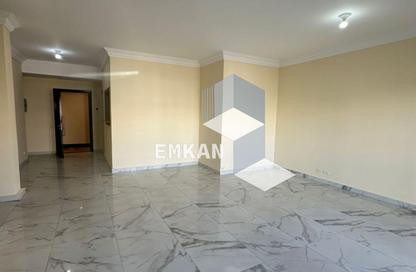 شقة - 3 غرف نوم - 3 حمامات للايجار في ذا كورت ياردز - كمبوندات الشيخ زايد - الشيخ زايد - الجيزة