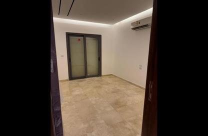 Apartment - 3 Bedrooms - 3 Bathrooms for sale in Eastown - 5th Settlement Compounds - The 5th Settlement - New Cairo City - Cairo Apartment - 3 Bedrooms - 3 Bathrooms for sale in Eastown - 5th Settlement Compounds - The 5th Settlement - New Cairo City - Cairo