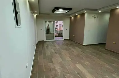 شقة - 2 غرف نوم - 2 حمامات للبيع في B7 - مدينتي - القاهرة