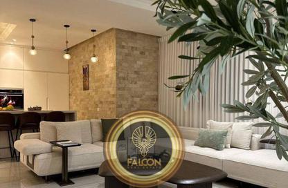 Apartment - 3 Bedrooms - 2 Bathrooms for sale in Taj City - 5th Settlement Compounds - The 5th Settlement - New Cairo City - Cairo