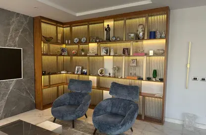 (بنتهاوس  (روف - 4 غرف نوم - 5 حمامات للبيع في لايك فيو ريزيدنس - كمبوندات التجمع الخامس - التجمع الخامس - مدينة القاهرة الجديدة - القاهرة