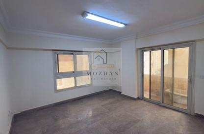 Office Space - 7+ Bedrooms - 4 Bathrooms for rent in 10th Sector - Zahraa El Maadi - Hay El Maadi - Cairo