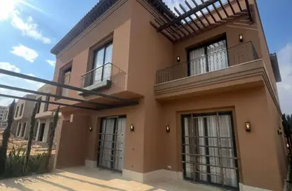 Villa - 4 Bedrooms - 4 Bathrooms for sale in Village West - Sheikh Zayed Compounds - Sheikh Zayed City - Giza