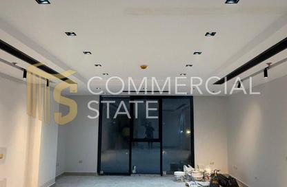 Office Space - Studio - 1 Bathroom for rent in Hyde Park Business District Mall - South Teseen St. - The 5th Settlement - New Cairo City - Cairo