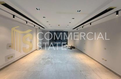Office Space - Studio - 1 Bathroom for rent in Hyde Park Business District Mall - South Teseen St. - The 5th Settlement - New Cairo City - Cairo