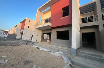 Townhouse - 4 Bedrooms - 3 Bathrooms for sale in Madinaty - Cairo