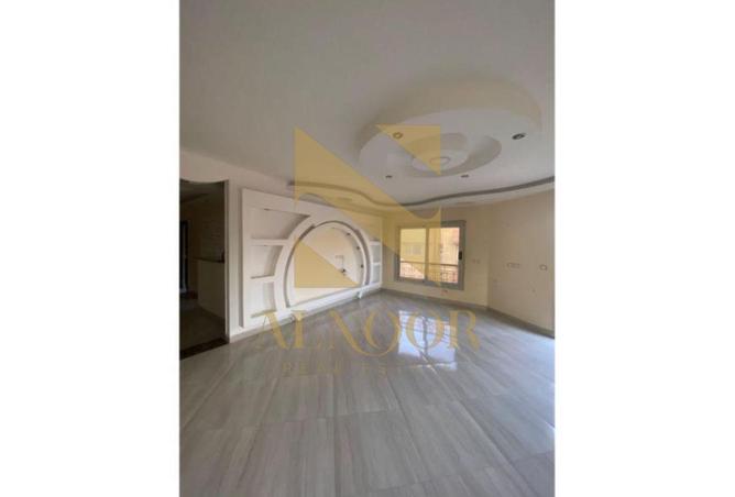 52970138 - Property Image 2