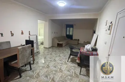 Apartment - 2 Bedrooms - 1 Bathroom for sale in Abdel Baset Abdel Samad St. - The 1st Settlement - New Cairo City - Cairo