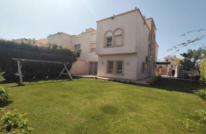 Villa - 4 Bedrooms - 4 Bathrooms for rent in Street 10 - Greens - 6th District - Sheikh Zayed City - Giza