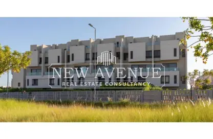 شقة - 3 غرف نوم - 3 حمامات للبيع في كمبوند البروج - كمبوندات الشروق - مدينة الشروق - القاهرة شقة - 3 غرف نوم - 3 حمامات للبيع في كمبوند البروج - كمبوندات الشروق - مدينة الشروق - القاهرة