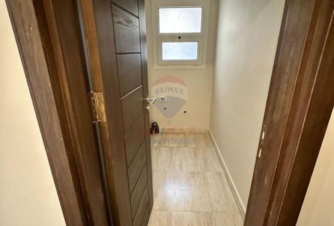 8626371 - Property Image 2