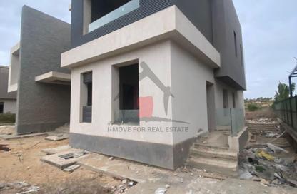 Villa - 5 Bedrooms - 5 Bathrooms for sale in New Giza - Cairo Alexandria Desert Road - 6 October City - Giza