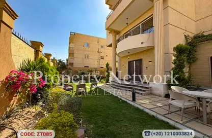 Villa - 7+ Bedrooms - 7 Bathrooms for sale in Al Imam Malik St. - 6th District - Obour City - Qalyubia