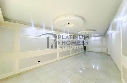 Apartment - 3 Bedrooms - 2 Bathrooms for sale in Smouha - Hay Sharq - Alexandria