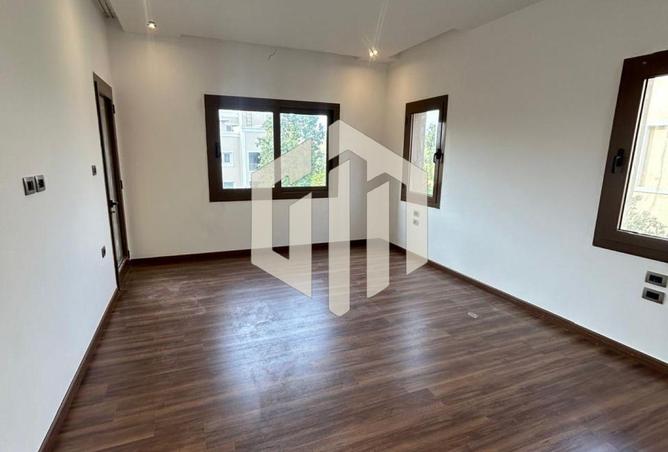 64137379 - Property Image 2