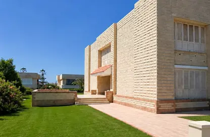 Villa - 4 Bedrooms - 4 Bathrooms for sale in Zomoroda - Qesm Borg El Arab - North Coast