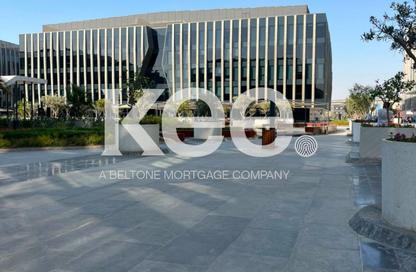 Office Space - Studio - 1 Bathroom for sale in Eastown - 5th Settlement Compounds - The 5th Settlement - New Cairo City - Cairo