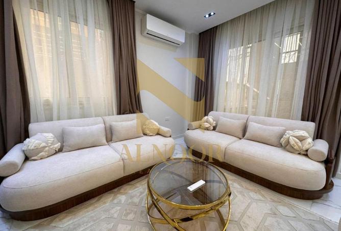 8570789 - Property Image 3