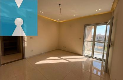 Apartment - 3 Bedrooms - 2 Bathrooms for rent in Al Khamayel city - Sheikh Zayed Compounds - Sheikh Zayed City - Giza