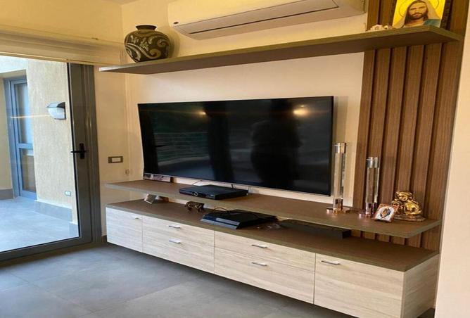 2Oiej8C75LE - Property Image 2