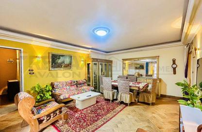 Apartment - 3 Bedrooms - 1 Bathroom for rent in Roshdy St. - Roushdy - Hay Sharq - Alexandria