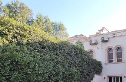 Villa - 4 Bedrooms - 4 Bathrooms for rent in Street 10 - Greens - 6th District - Sheikh Zayed City - Giza