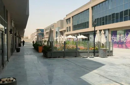 مساحات مكتبية - غرفة نوم - 1 حمام للايجار في ذا لين - محور 26 يوليو - الشيخ زايد - الجيزة