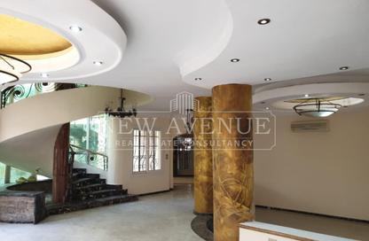 Villa - 6 Bedrooms - 5 Bathrooms for sale in Street70 - District 2 - The 5th Settlement - New Cairo City - Cairo