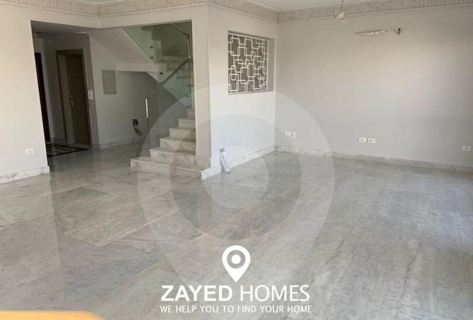 98008522 - Property Image 2