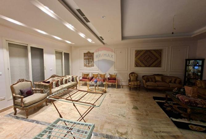 98825697 - Property Image 2