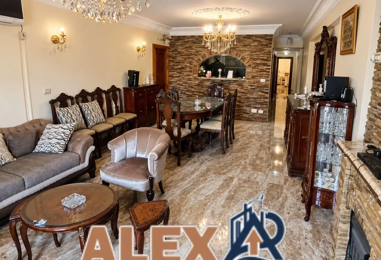 113815983 - Property Main Image