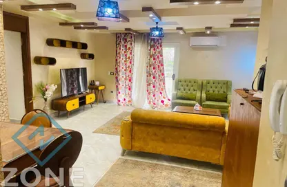 شقة - 3 غرف نوم - 2 حمامات للبيع في B11 - مدينتي - القاهرة