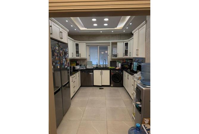 67742628 - Property Image 3