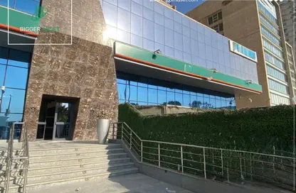 Office Space - 4 Bedrooms - 3 Bathrooms for rent in Misr Helwan Agriculture Road - Maadi - Hay El Maadi - Cairo