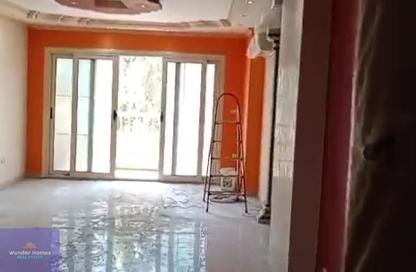 Apartment - 3 Bedrooms - 2 Bathrooms for sale in Street 151 - Maadi - Hay El Maadi - Cairo