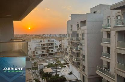 Apartment - 4 Bedrooms - 3 Bathrooms for sale in Mountain View iCity - 5th Settlement Compounds - The 5th Settlement - New Cairo City - Cairo
