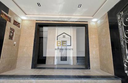 Apartment - 3 Bedrooms - 2 Bathrooms for sale in Street 9 - Al Hadaba Al Olya - Mokattam - Cairo
