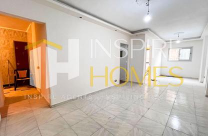 Apartment - 2 Bedrooms - 1 Bathroom for sale in Saeed Zou Al Fakar St. - Janaklees - Hay Sharq - Alexandria