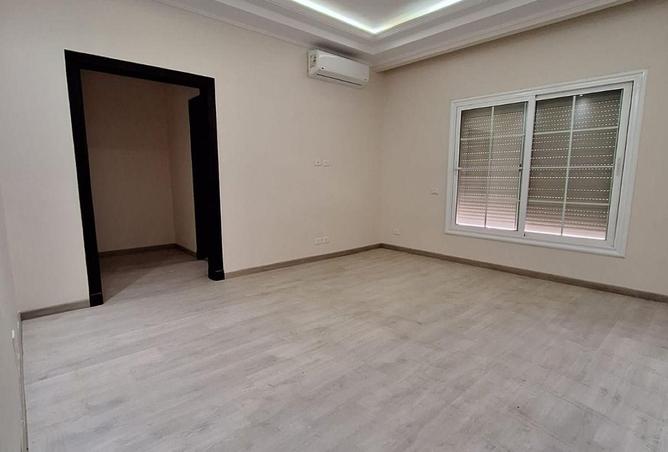 89240421 - صورة العقار 3
