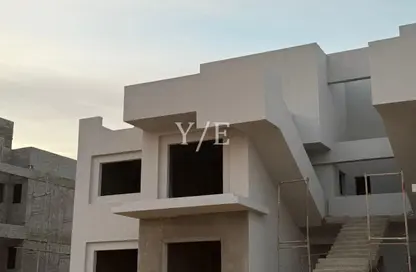 Penthouse - 4 Bedrooms - 4 Bathrooms for sale in Sheikh Zayed City - Giza