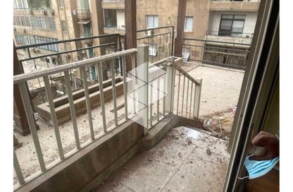 Apartment - 3 Bedrooms - 2 Bathrooms for sale in Ismail Mohamed St. - Zamalek - Cairo