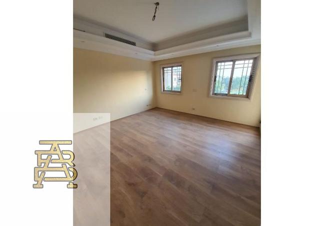 98823066 - Property Image 3