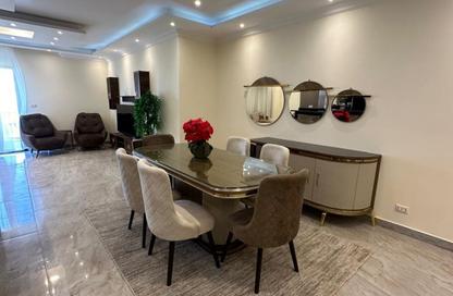 شقة - 3 غرف نوم - 4 حمامات للايجار في ذا كورت ياردز - كمبوندات الشيخ زايد - الشيخ زايد - الجيزة شقة - 3 غرف نوم - 4 حمامات للايجار في ذا كورت ياردز - كمبوندات الشيخ زايد - الشيخ زايد - الجيزة