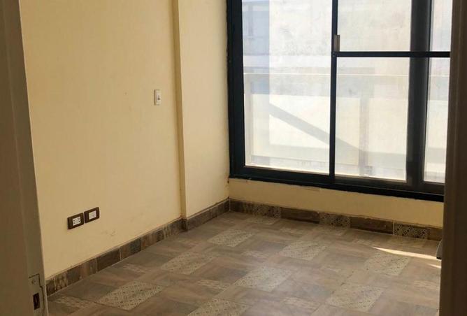 67738105 - Property Image 2